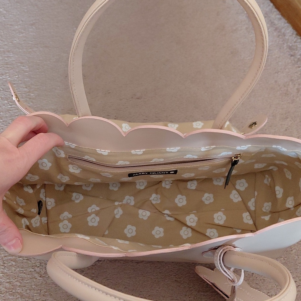Women’s Scalloped Tote Bag - Blush Pink - Picture 3 of 6